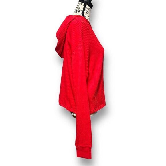 EleVen M Red Ribbed Hoodie Golf Tennis Pullover Stretch Athleisure Lounge NWT - Picture 2 of 10